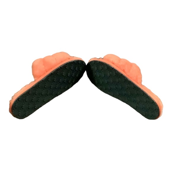 UGG GIRLS FURRY SLIPPERS SIZE 11 - Picture 4 of 6